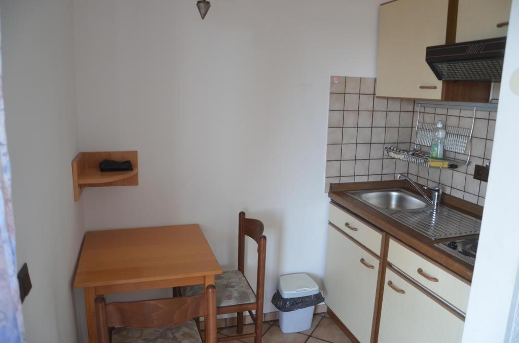 ستارا نوفالجا Apartmani Kemac المظهر الخارجي الصورة